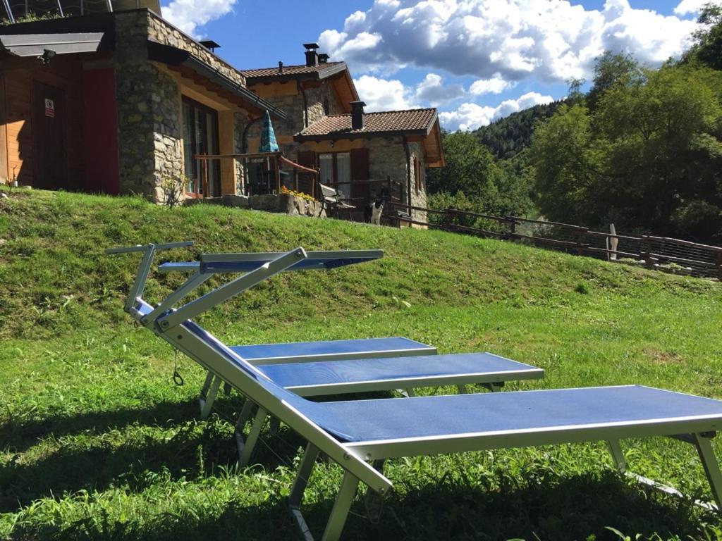 Agriturismo Il Talento Nella Quiete Castiglione d'Intelvi Bagian luar foto