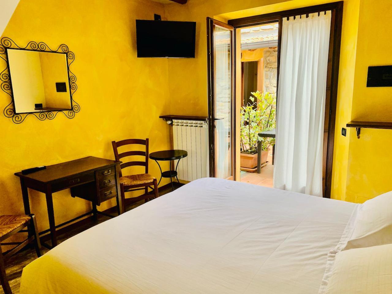 Agriturismo Il Talento Nella Quiete Castiglione d'Intelvi Bagian luar foto