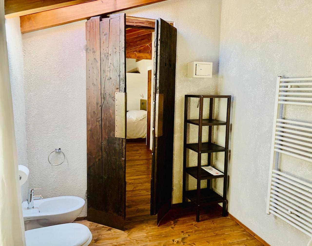 Agriturismo Il Talento Nella Quiete Castiglione d'Intelvi Bagian luar foto