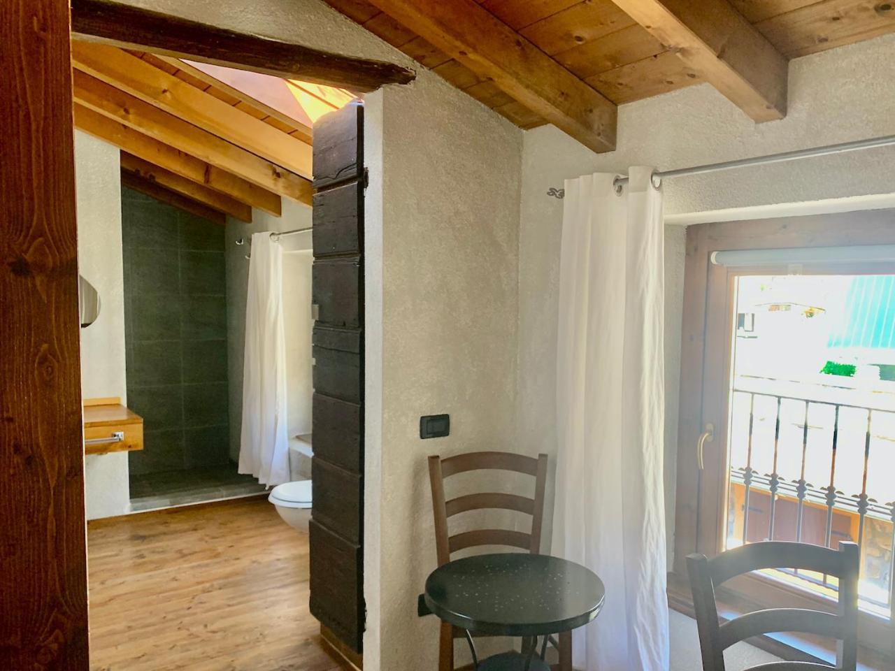 Agriturismo Il Talento Nella Quiete Castiglione d'Intelvi Bagian luar foto