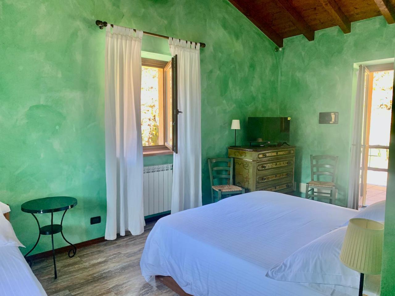 Agriturismo Il Talento Nella Quiete Castiglione d'Intelvi Bagian luar foto