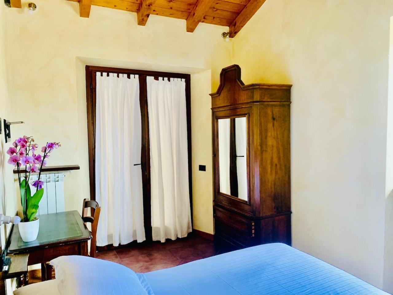 Agriturismo Il Talento Nella Quiete Castiglione d'Intelvi Bagian luar foto