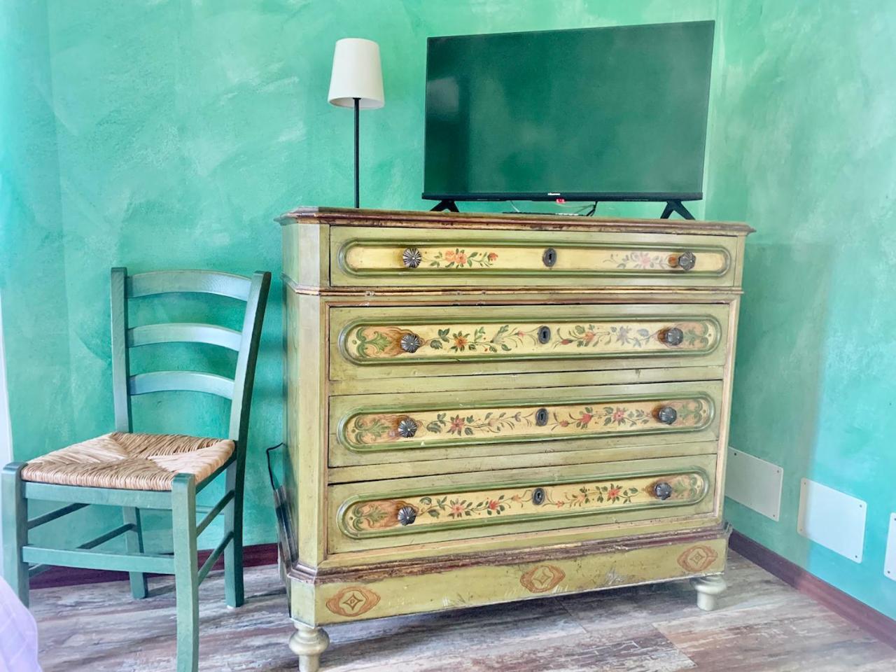 Agriturismo Il Talento Nella Quiete Castiglione d'Intelvi Bagian luar foto